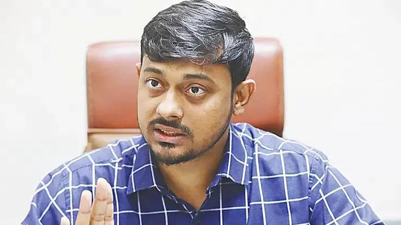 &lsquo;হাসনাত কই, লীগ তো দোকান খোলা শুরু করছে&rsquo;