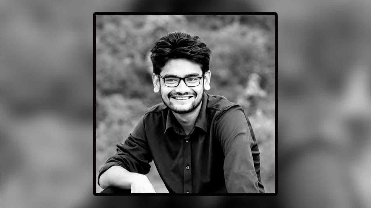 কক্সবাজার যাওয়ার পথে ট্রাকচাপায় শিক্ষার্থীর মৃত্যু