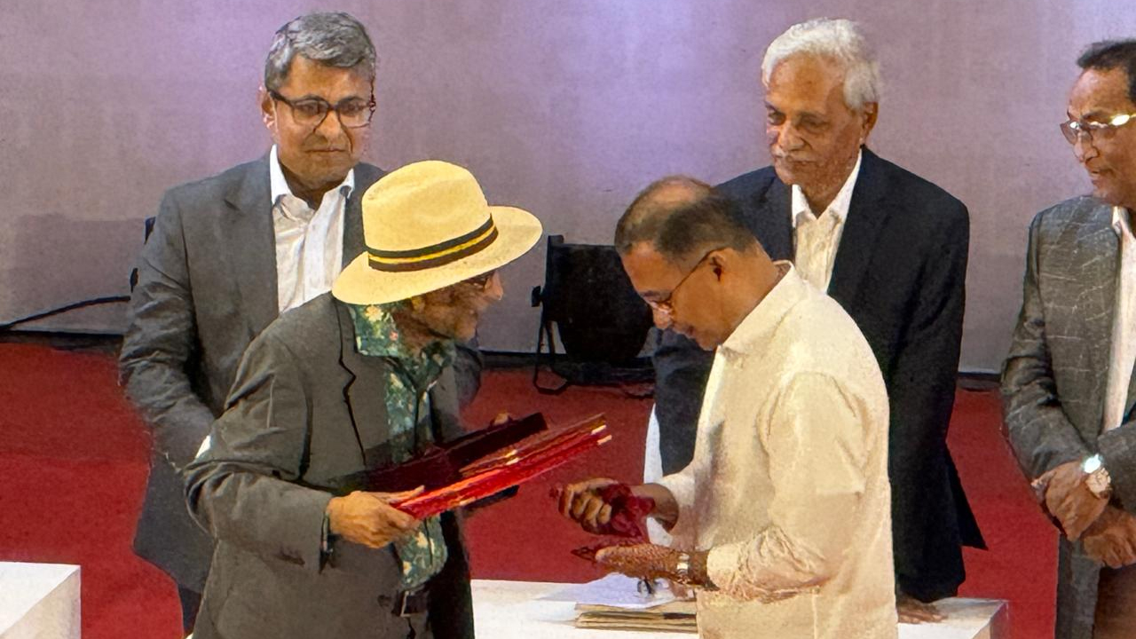 বাংলা ভাষা ও সাহিত্য নিশ্চয়ই একদিন বিশ্ব জগতে আলো ছড়াবে: প্রধানমন্ত্রী