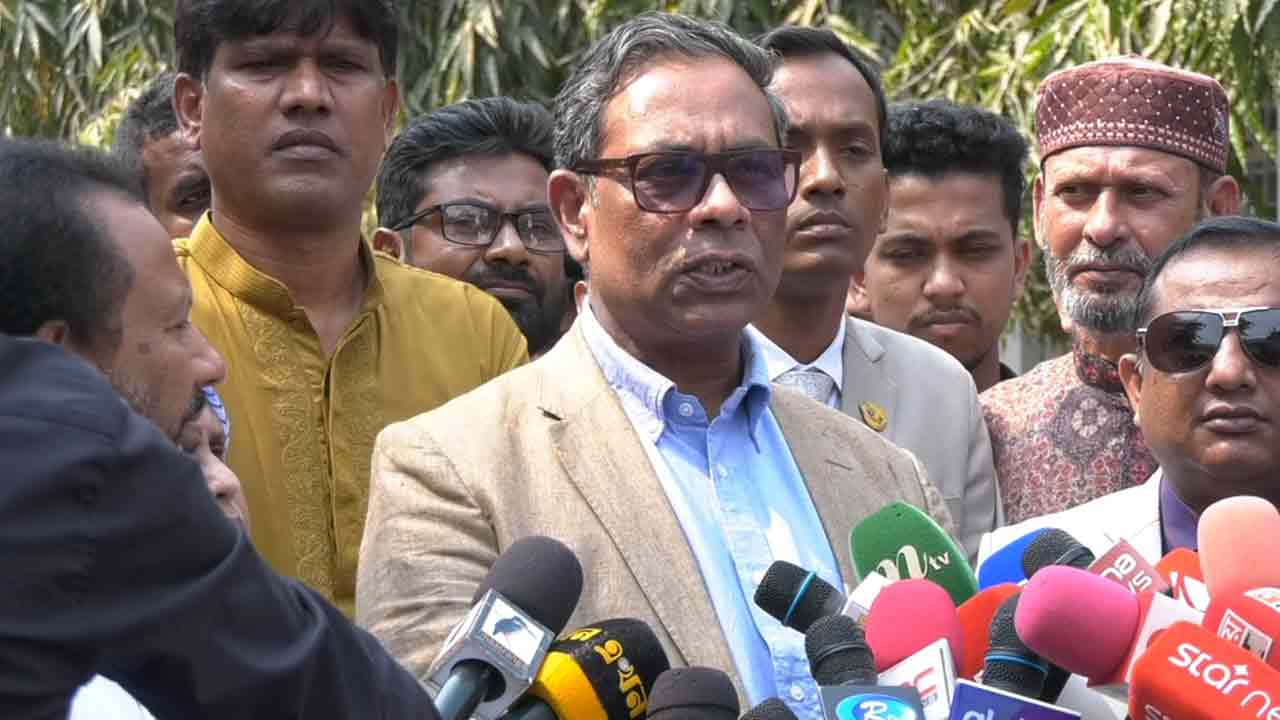 দেশে ১লাখ স্বাস্থ্যকর্মী নিয়োগ করা হবে: স্বাস্থ্য প্রতিমন্ত্রী