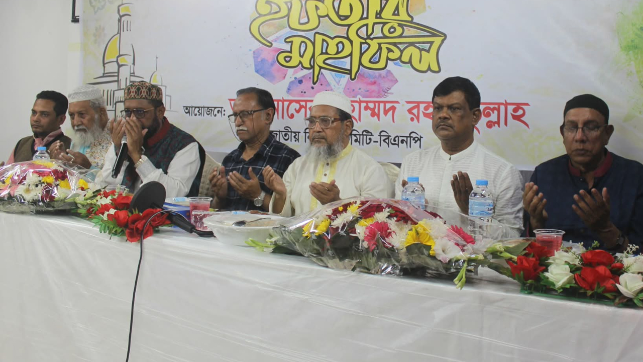 প্রধানমন্ত্রীর রাষ্ট্র মেরামতে গণমাধ্যমকর্মীদের সহযোগিতা চাইলেন রহমাতুল্লাহ