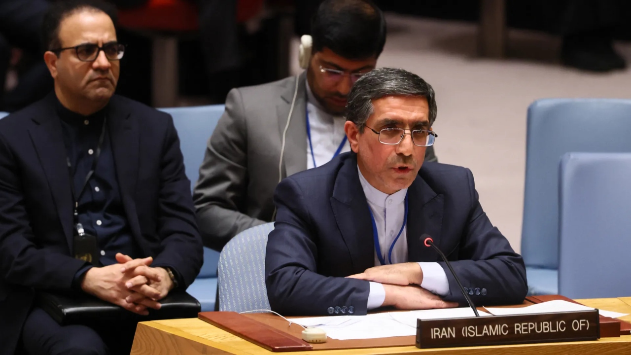 মার্কিন-ইসরায়েলি হামলার নিন্দা ইরানের, নিরাপত্তা পরিষদে জরুরি পদক্ষেপের আহ্বান