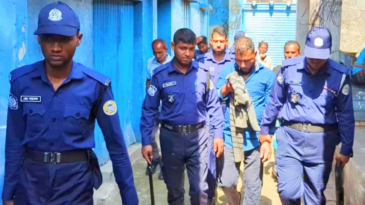 পটুয়াখালীতে মরা মুরগি বিক্রির দায়ে ব্যবসায়ীকে সাত মাসের কারাদণ্ড&nbsp;