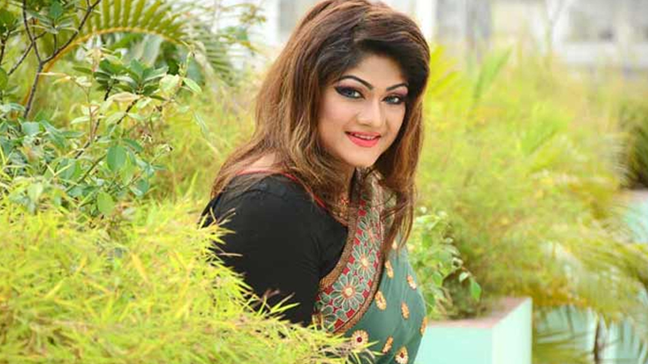 শুভেচ্ছাদূত হলেন চিত্রনায়িকা মুনমুন