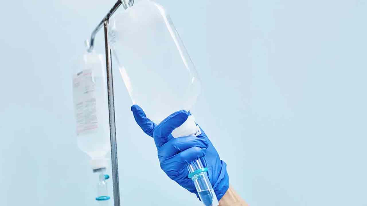 রোজা অবস্থায় স্যালাইন নিলে কি রোজা ভাঙবে