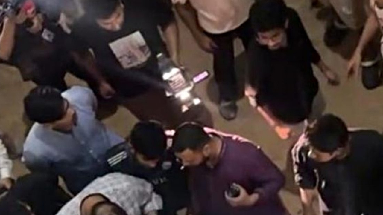 মধ্যরাতে ঢাকা পলিটেকনিকে ছাত্রদল-শিবির সংঘর্ষ