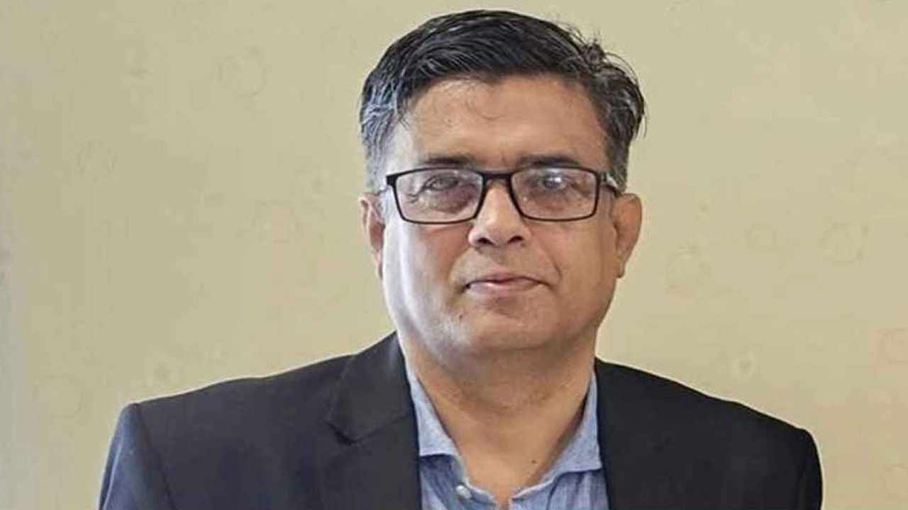 অন্তর্বর্তী সরকারের প্রেস সচিবের আবেগঘন পোস্ট