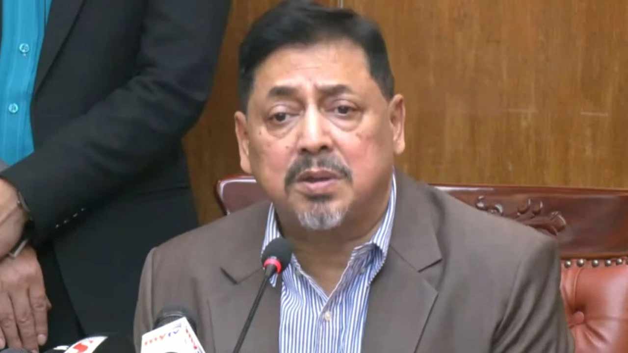 ছুটির সিদ্ধান্ত নিলেও হয়নি প্রজ্ঞাপন, যা জানালেন মন্ত্রিপরিষদ সচিব