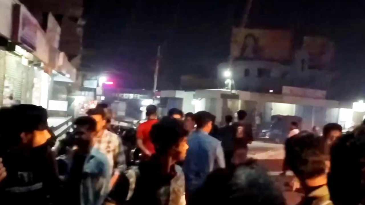 কুষ্টিয়ায় বিএনপি নেতার ব্যক্তিগত অফিস লক্ষ্য করে গুলি ও ককটেল বিস্ফোরণ