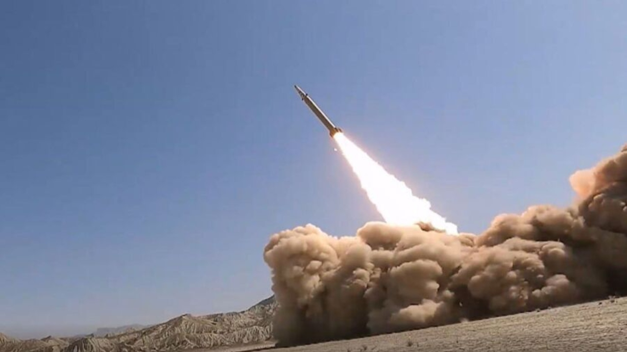 ইসরায়েলে নতুন ক্ষেপণাস্ত্র হামলার দাবি ইরানের বিপ্লবী গার্ডের