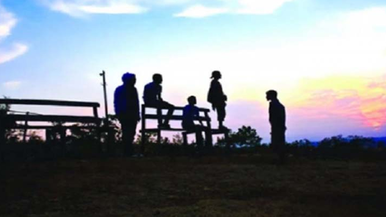 সন্ধ্যার পর শিক্ষার্থীদের বাইরে বের হওয়া নিষেধ