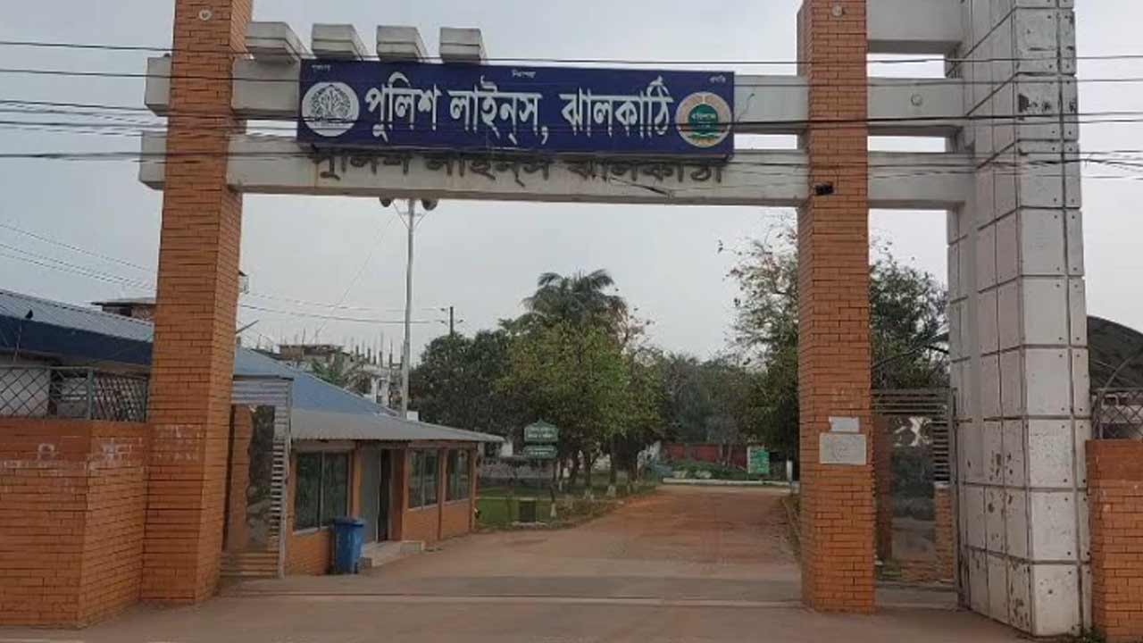 রেশন সেন্টারে দুর্নীতি, ১১ পুলিশ সদস্যের বিরুদ্ধে দুদকের মামলা