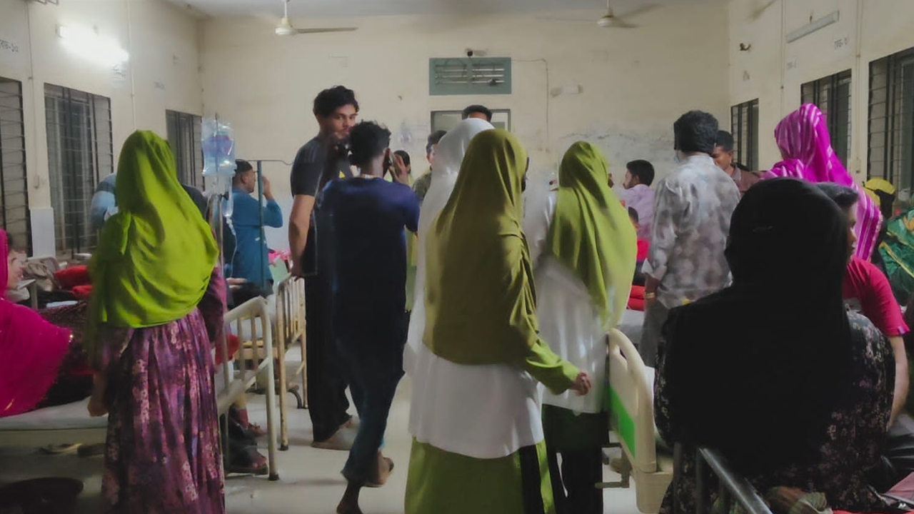 ইফতারে মোরগ পোলাও খেয়ে অসুস্থ অর্ধশতাধিক শ্রমিক