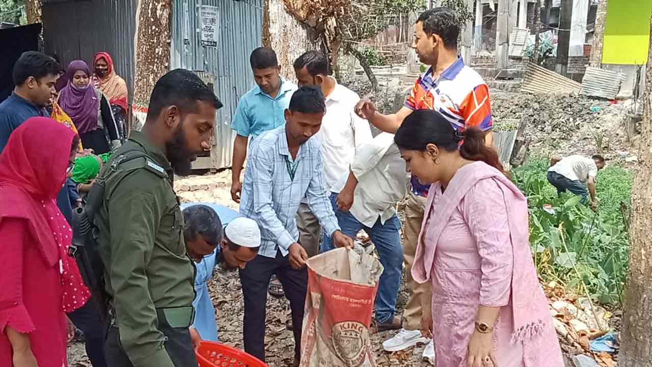 ঝালকাঠিতে ডেঙ্গু প্রতিরোধে সচেতনতামূলক অভিযান