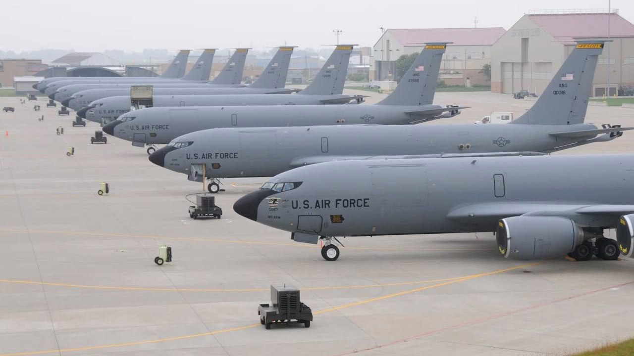 ইরানের হামলায় সৌদি আরবে ৫ মার্কিন ট্যাঙ্কার বিমান ক্ষতিগ্রস্ত