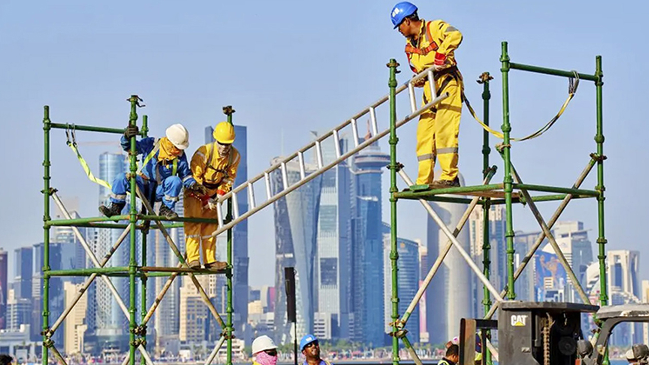 ছুটিতে এসে আটকে পড়া প্রবাসীদের জন্য বড় সুখবর
