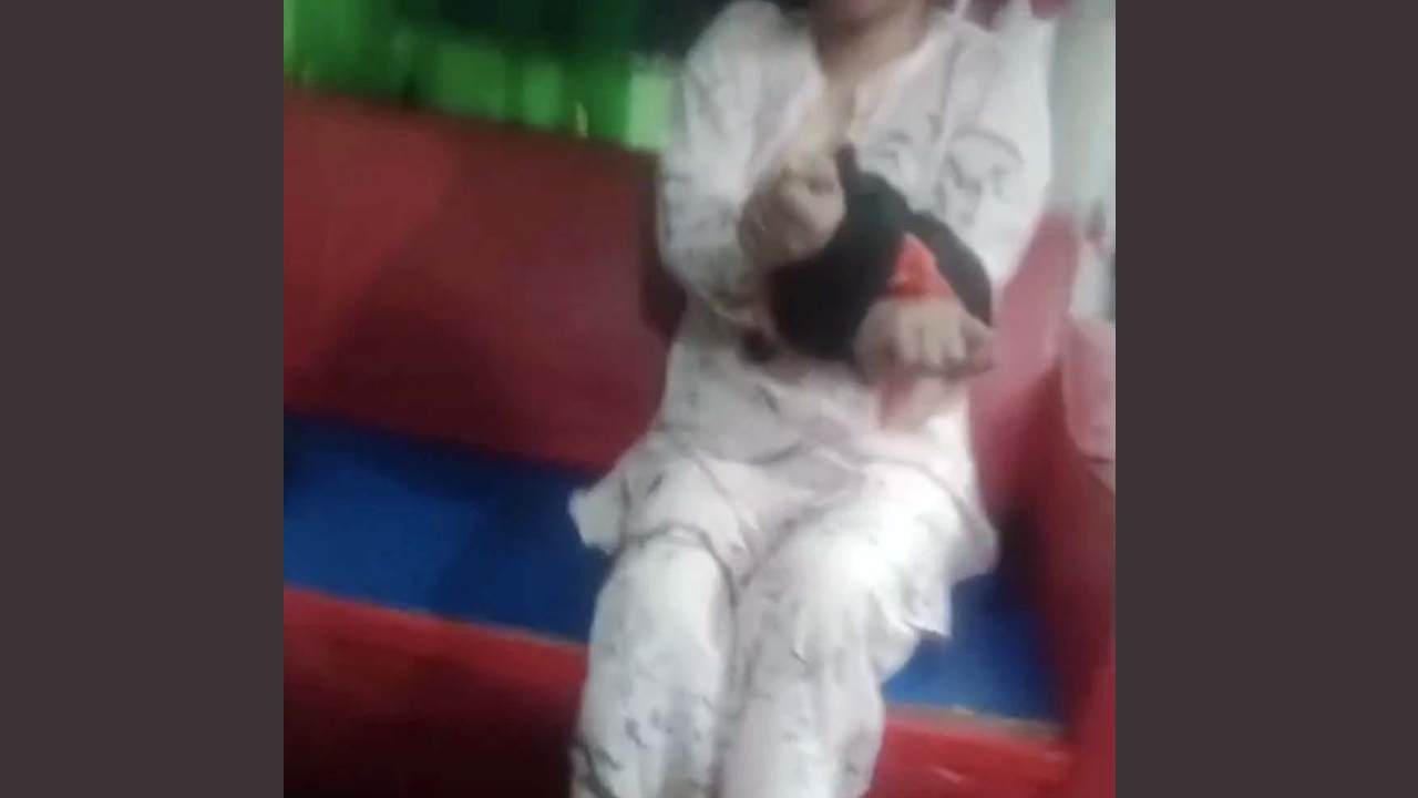 বিউটি পার্লারের আড়ালে দেহব্যবসা, গ্রেপ্তার ৩