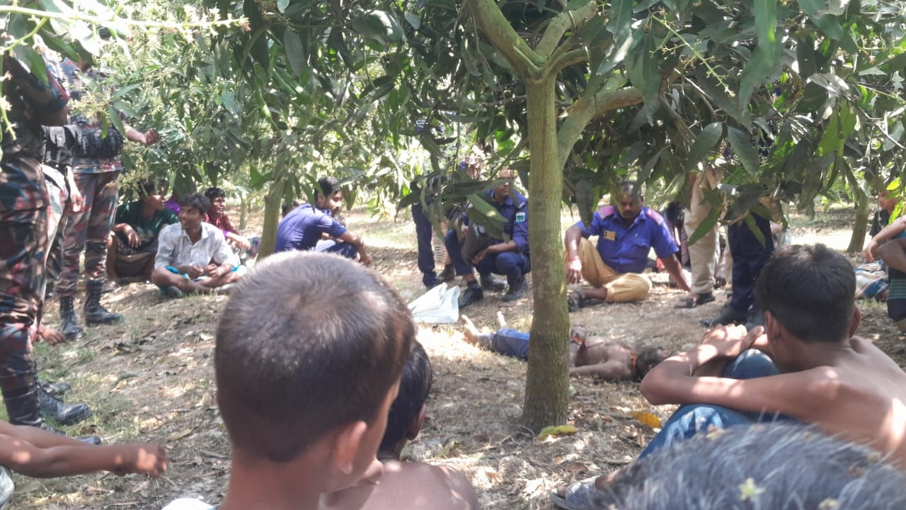 নওগাঁয় আমবাগান থেকে অজ্ঞাত ব্যক্তির মরদেহ উদ্ধার