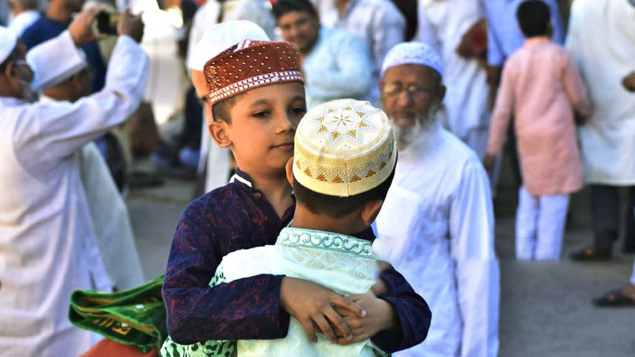 রাজধানীতে কখন কোথায় ঈদ জামাত