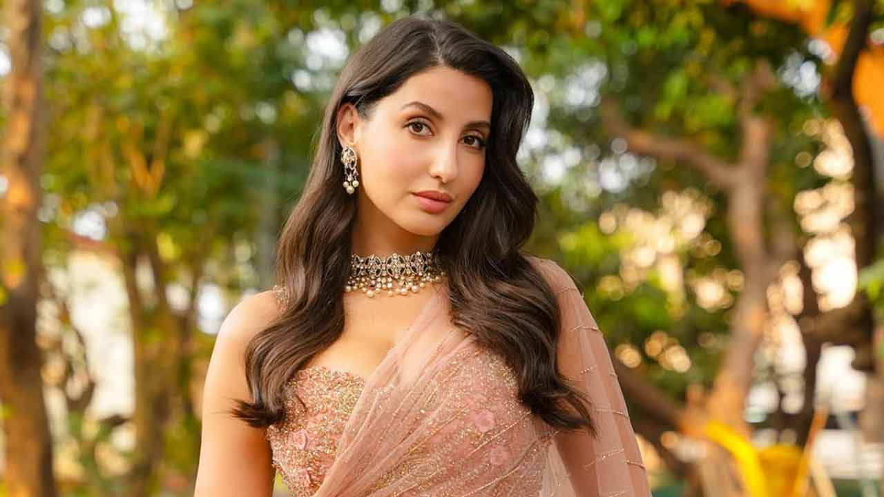 নিষিদ্ধের মুখে নোরার গান