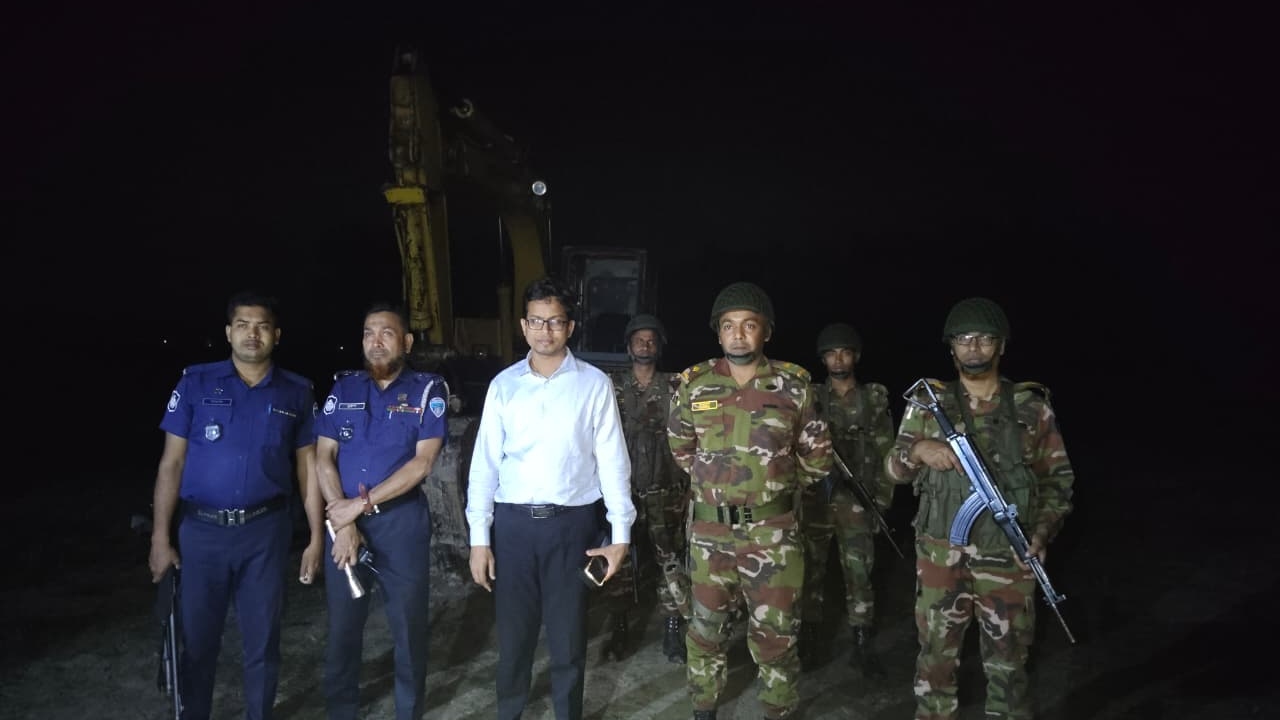 মুরাদনগরে কৃষিজমি রক্ষায় রাতভর যৌথ বাহিনীর অভিযান