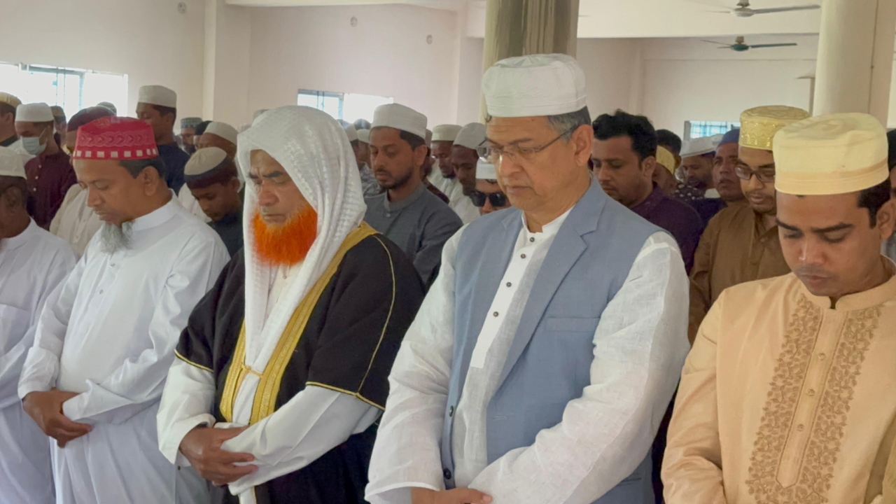 ঐক্যবদ্ধভাবে কাজ করলে দেশ আরও এগিয়ে যাবে: স্বরাষ্ট্রমন্ত্রী