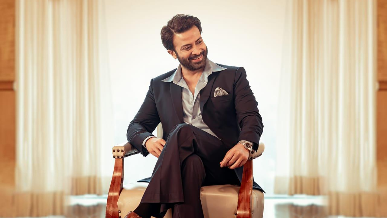 ঈদে ফেসবুকে যে বার্তা দিলেন শাকিব খান