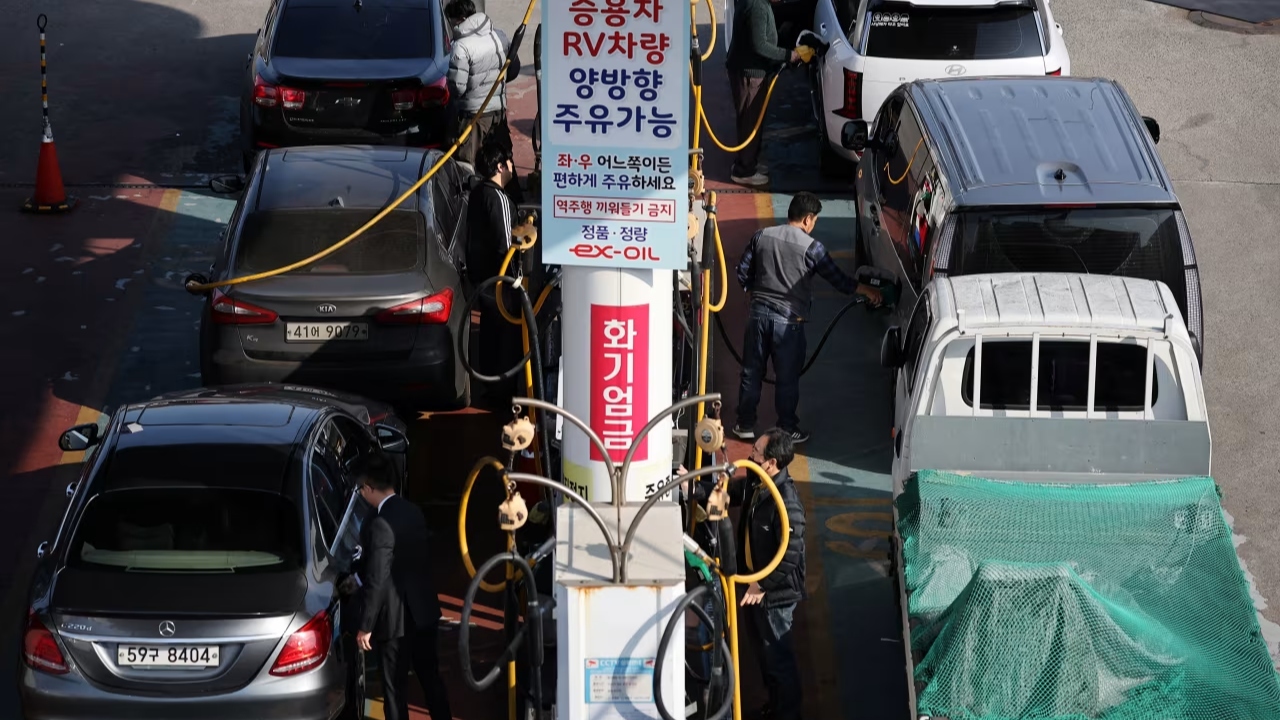 ​​​​​​হরমুজ প্রণালী খুলতে আন্তর্জাতিক উদ্যোগে যোগ দেওয়ার ইঙ্গিত দক্ষিণ কোরিয়ার