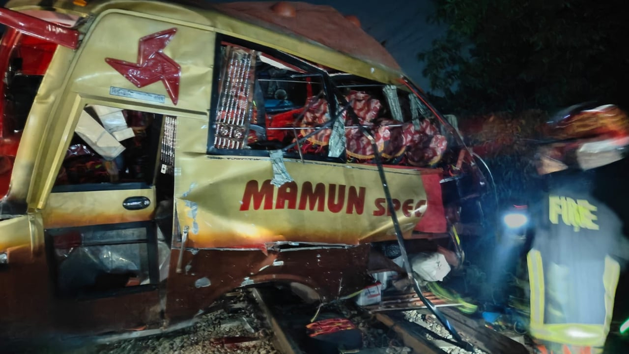 কুমিল্লায় ট্রেন দুর্ঘটনায় দুটি আলাদা তদন্ত কমিটি গঠন