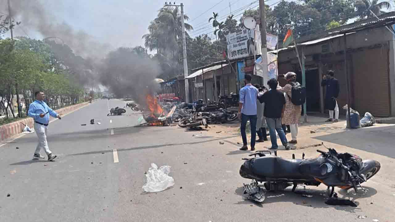 পাবনায় বিএনপির দুই গ্রুপের সংঘর্ষ