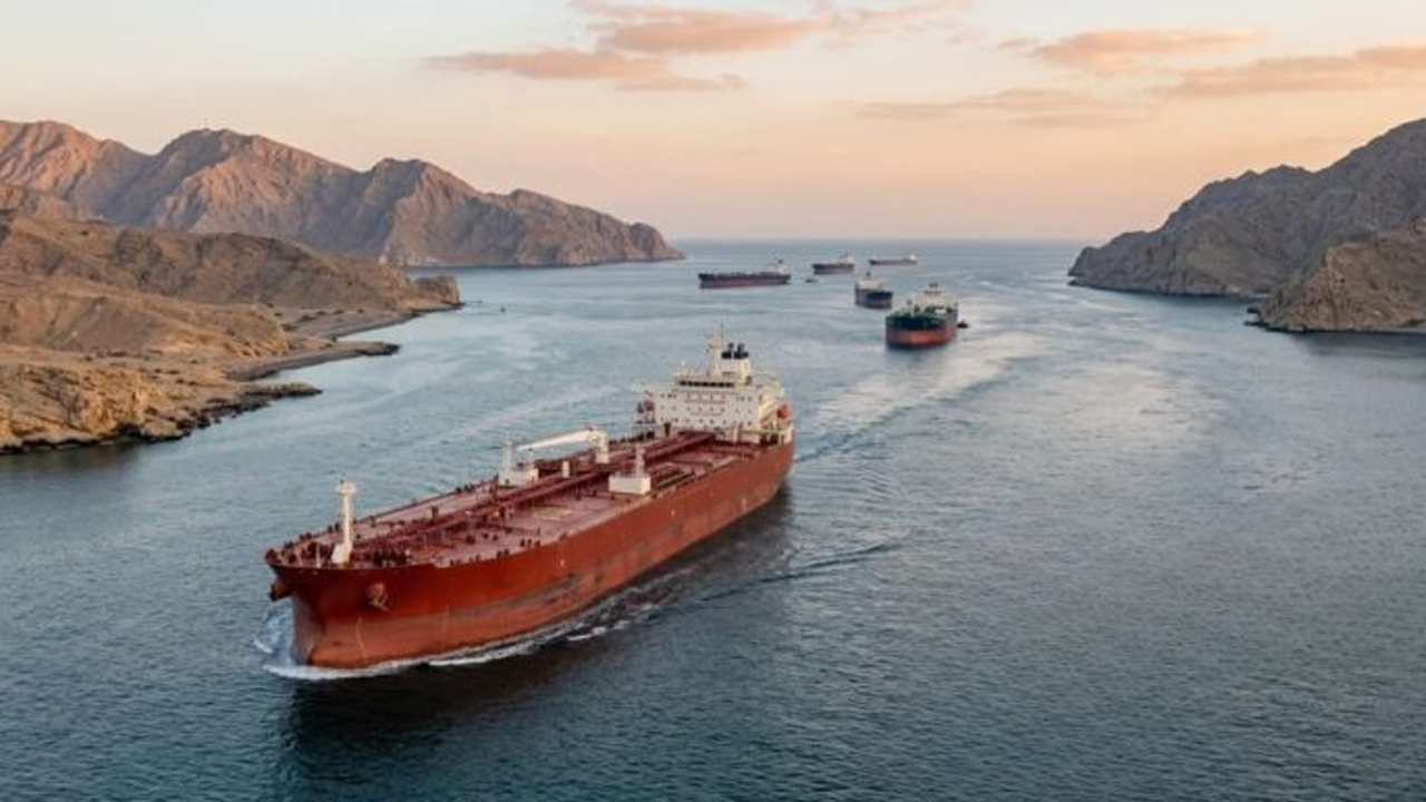 হরমোজে নিরাপত্তার জন্য জোট গঠন করছে যুক্তরাজ্য ও ফ্রান্স