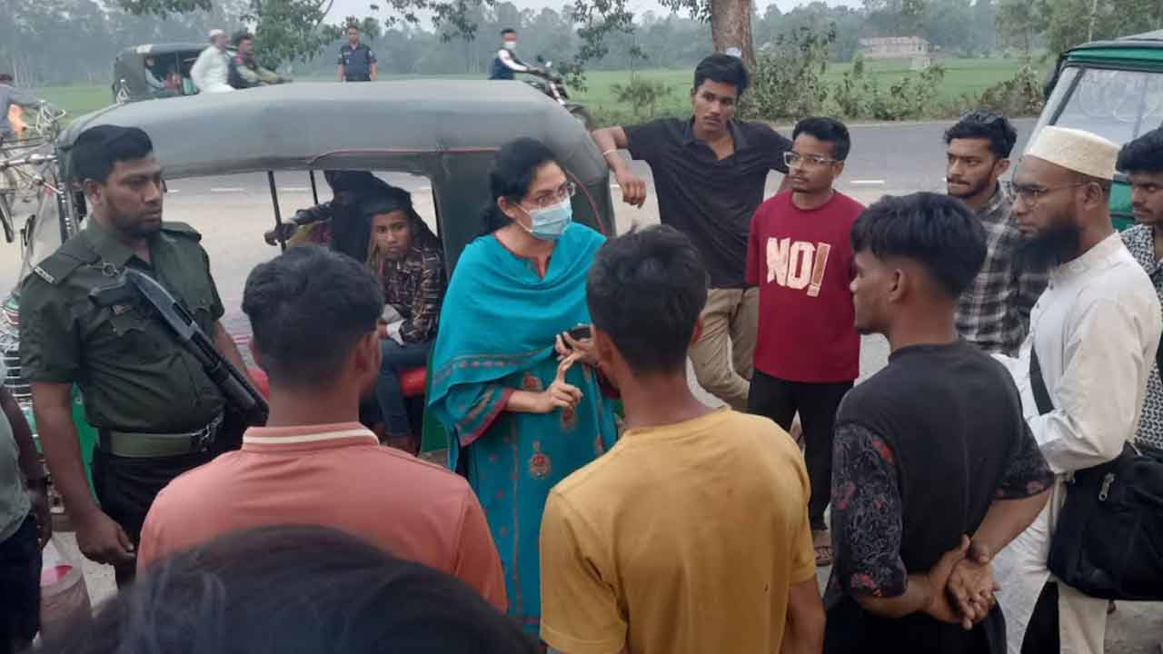 সিরাজগঞ্জে অতিরিক্ত ভাড়া আদায়, ৫ সিএনজি চালককে জরিমানা