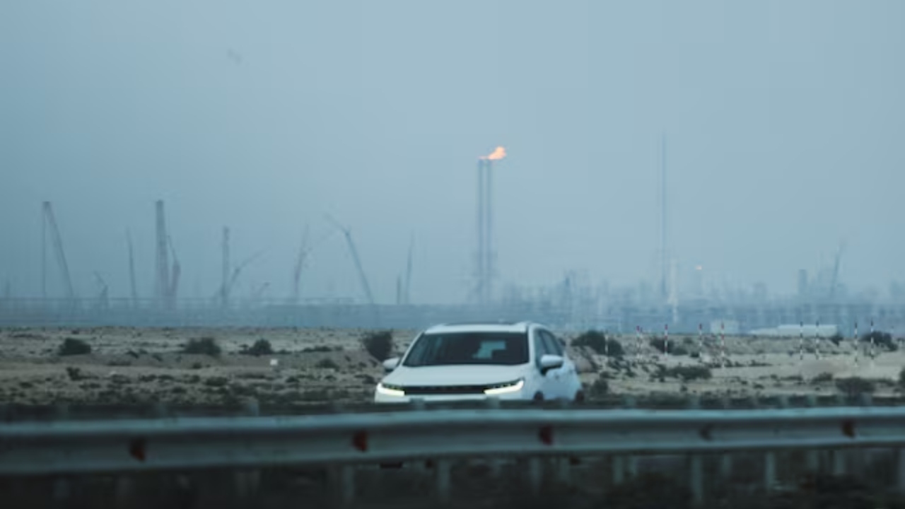 কাতারের এলএনজি রপ্তানিতে প্রভাব ফেলছে ইরান যুদ্ধ