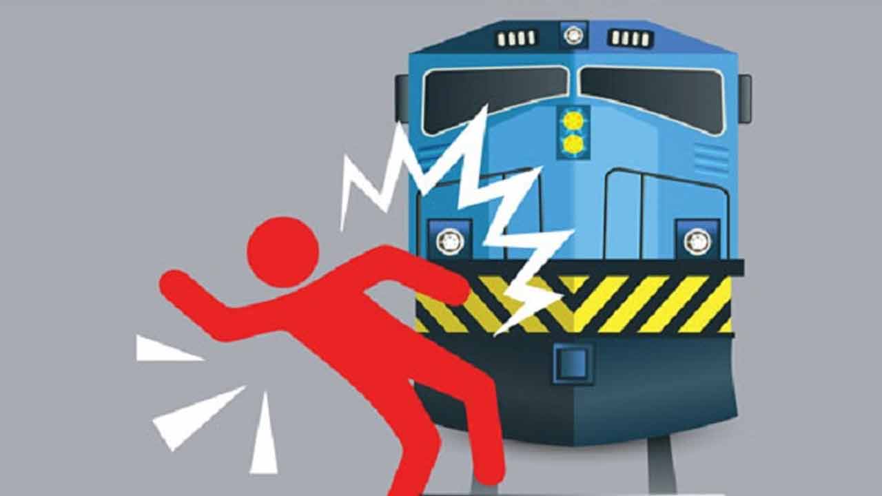 টাঙ্গাইলে ট্রেনে কাটা পড়ে ৫ জন নিহত