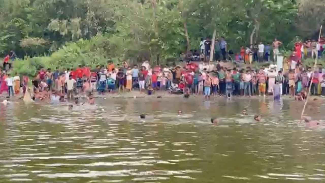 নরসিংদীতে পৃথক স্থানে পানিতে ডুবে কলেজ শিক্ষার্থী ও শিশুর মৃত্যু