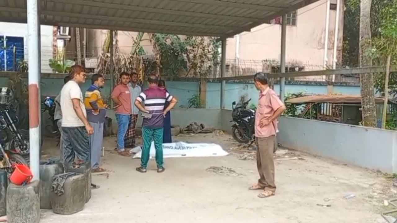 আখাউড়ায় ট্রাকের ধাক্কায় অটোরিকশার যাত্রী নিহত, আহত ৪