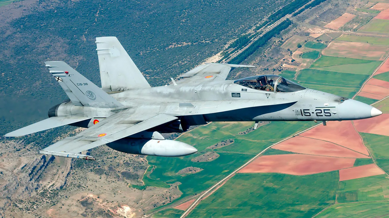 ইরান যুদ্ধে অংশ নেওয়া মার্কিন যুদ্ধবিমানের স্পেনে প্রবেশে নিষেধাজ্ঞা