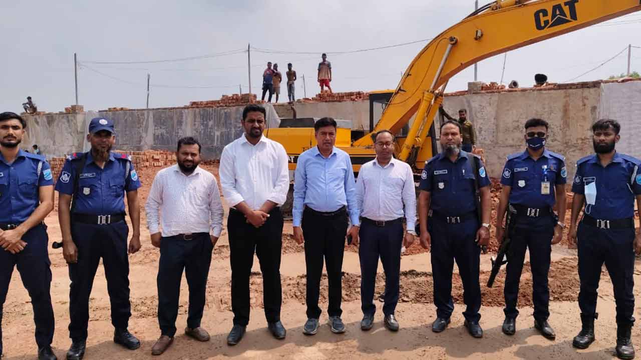 মানিকগঞ্জে ৭ ইটভাটায় জরিমানা