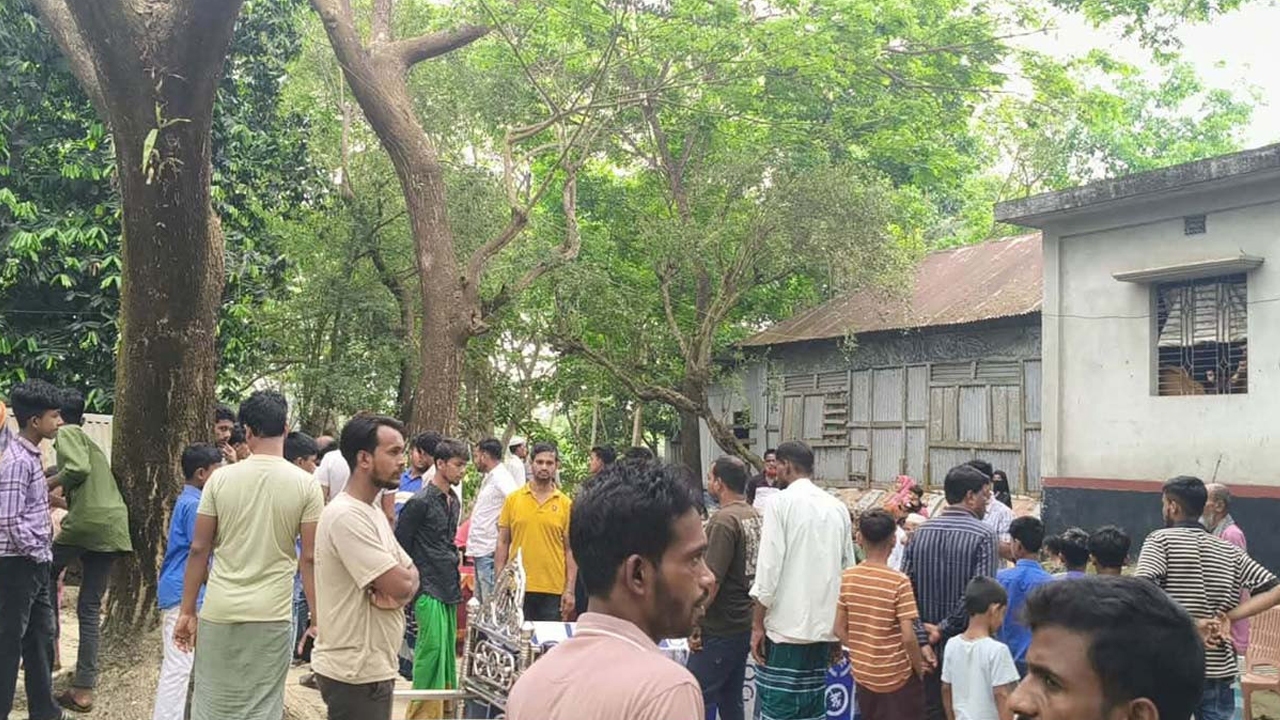 কুমিল্লায় দুর্ঘটনা: নিহতের সংখ্যা বেড়ে দাঁড়াল ৬