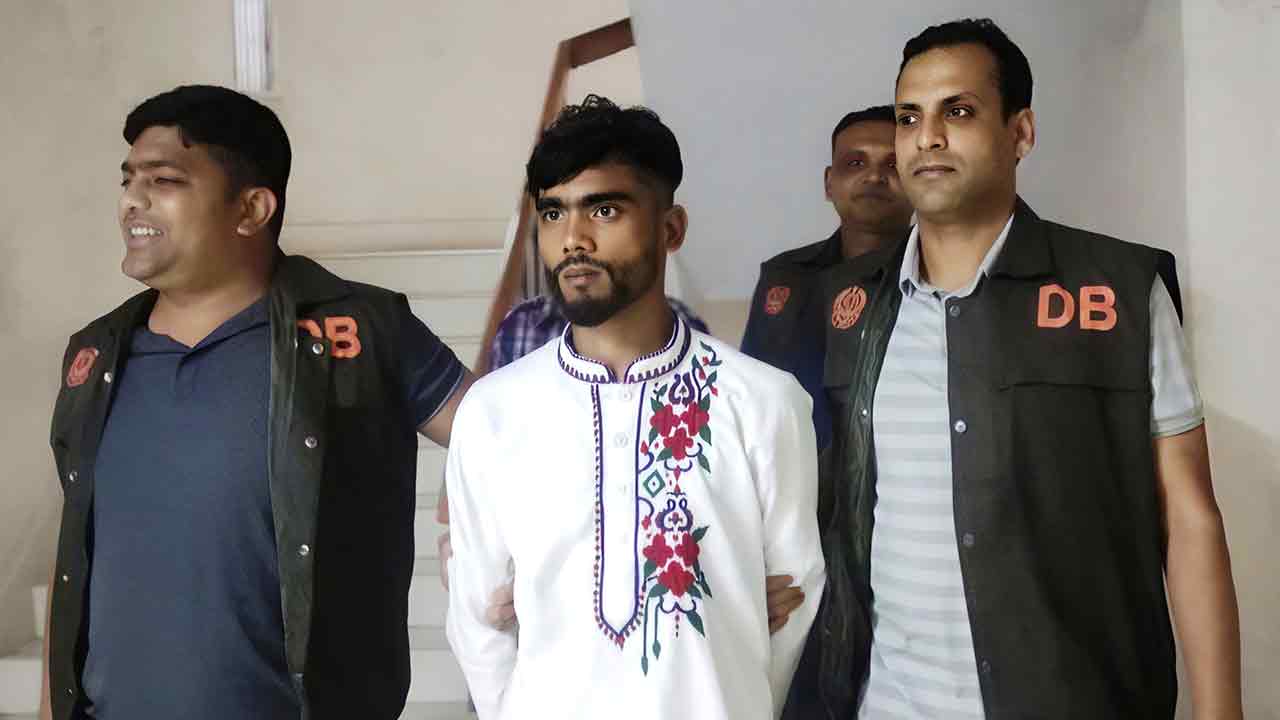 মাগুরায় স্ত্রীকে হত্যার দায়ে স্বামী গ্রেপ্তার