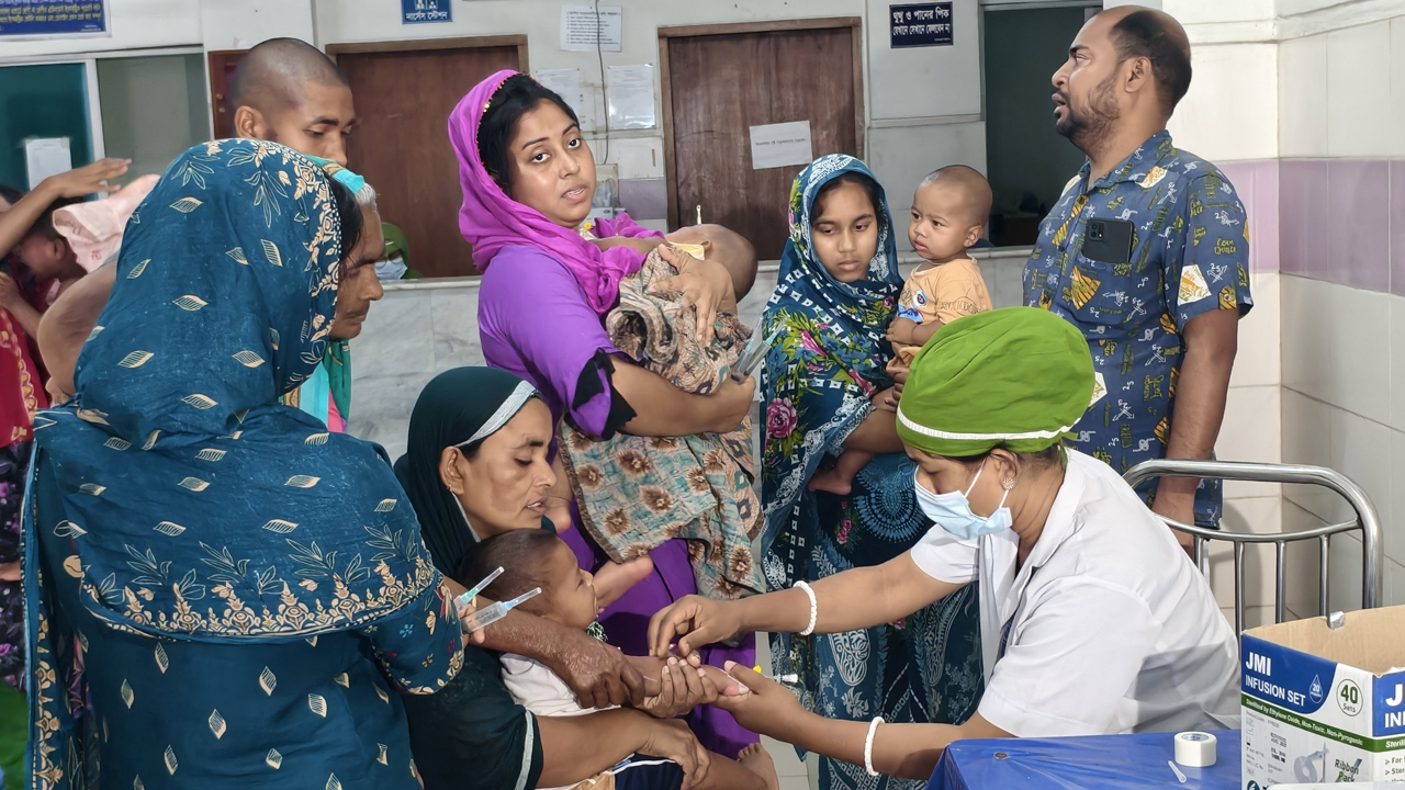 ময়মনসিংহে বেড়েই চলেছে হামের প্রাদুর্ভাব