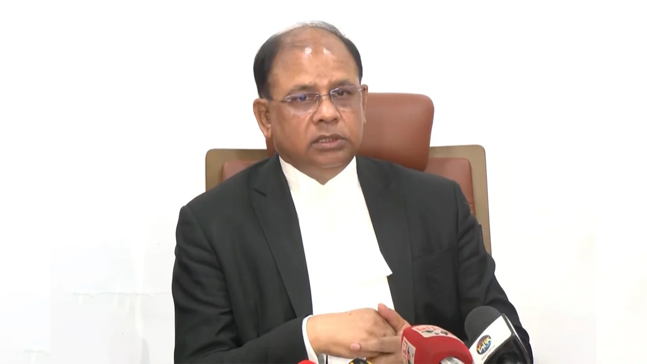 &lsquo;হাসিনার মৃত্যুদণ্ড বাতিল চেয়ে চিঠি পাঠানো আদালত অবমাননা&rsquo;