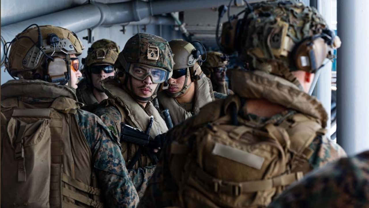 মার্কিন পাইলটকে জীবিত পেতে মরিয়া যুক্তরাষ্ট্র-ইরান