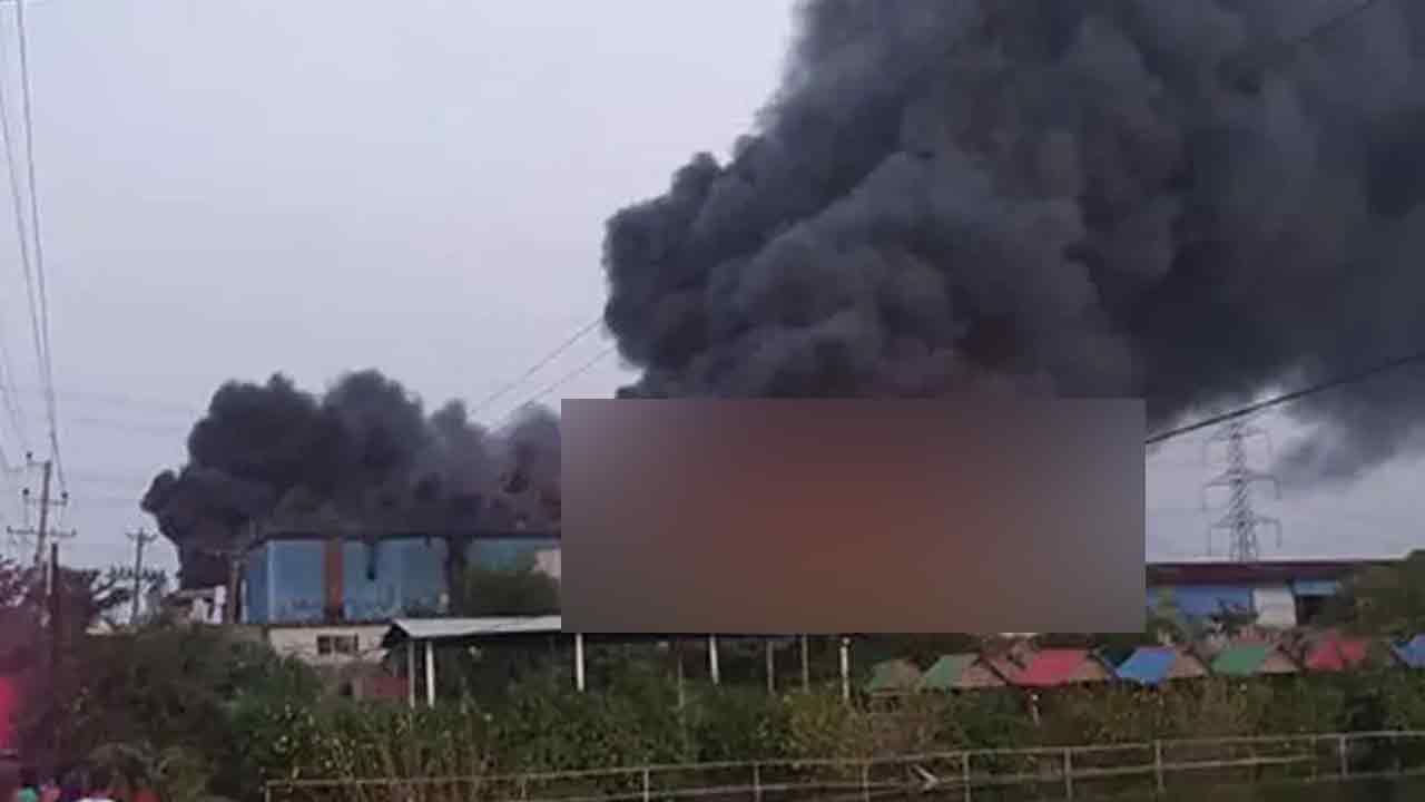 কেরানীগঞ্জের গ্যাসলাইট কারখানায় আগুনে নিহত ৫