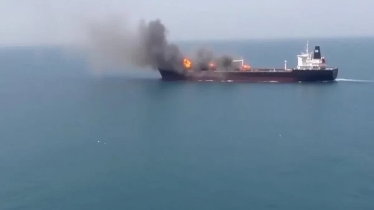 হরমুজ প্রণালিতে ইসরায়েলি জাহাজে ইরানের ড্রোন হামলা