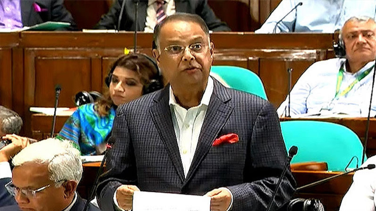 তেলের দাম বাড়ানোর বিষয়ে যে বার্তা দিলেন জ্বালানিমন্ত্রী