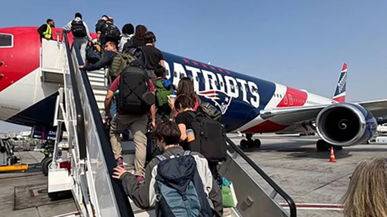 মার্কিন নাগরিকদের মধ্যপ্রাচ্য ছাড়ার বার্তা দিলো যুক্তরাষ্ট্র