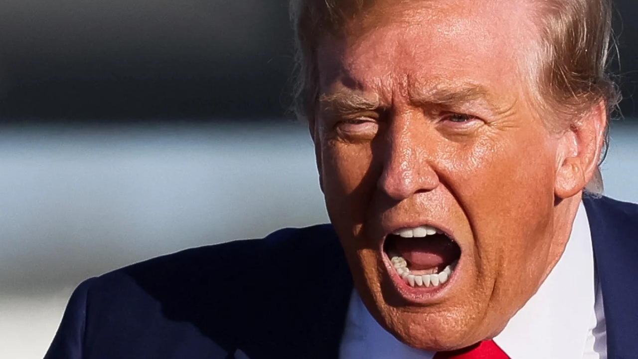 হরমুজে টোল ইস্যুতে ইরানকে ট্রাম্পের কড়া সতর্কবার্তা