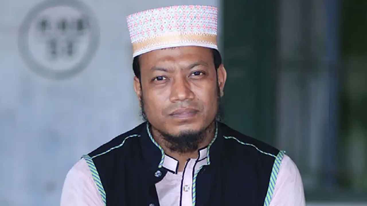 আমির হামজাকে আবারও লিগ্যাল নোটিশ