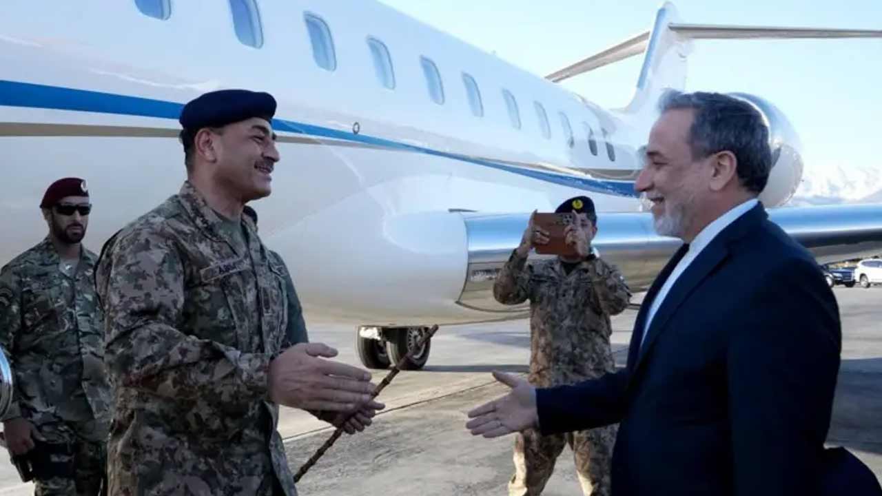 যুক্তরাষ্ট্রের বার্তা নিয়ে ইরানে পাকিস্তানের প্রতিনিধিদল